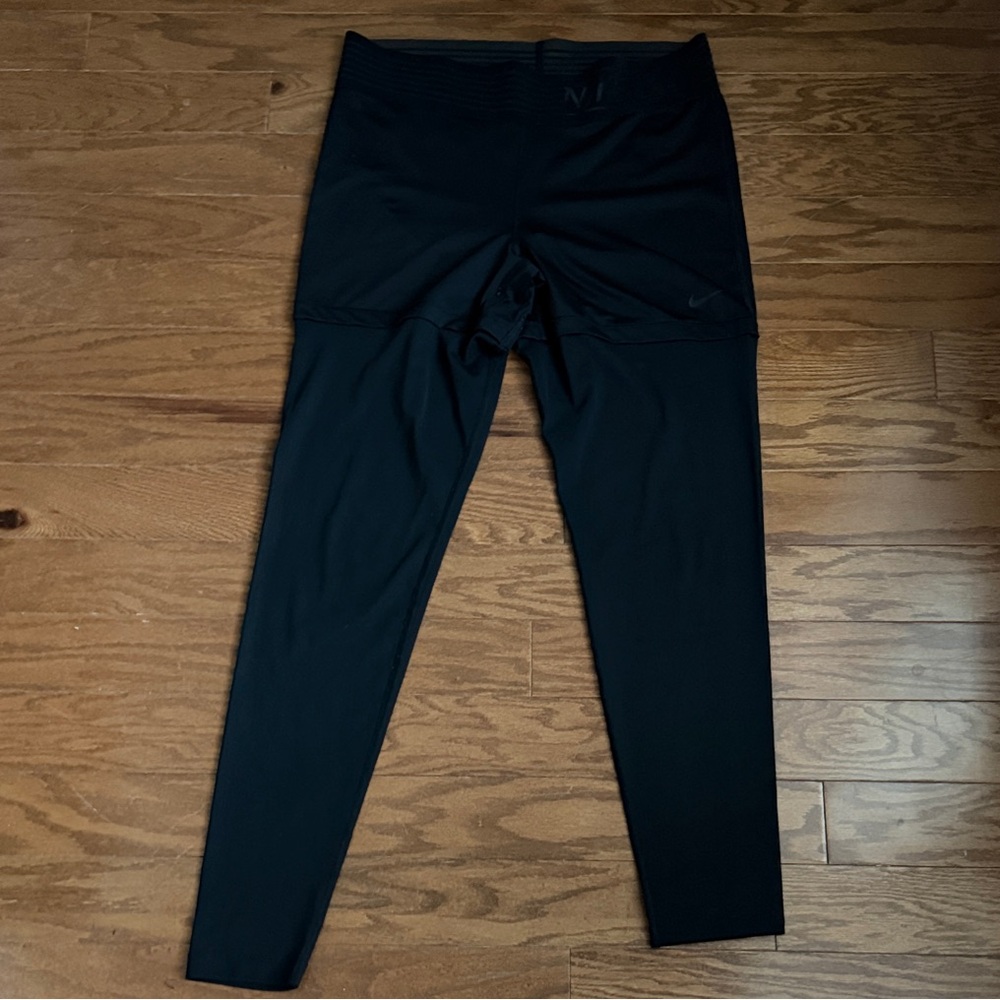 Nike Women’s Mesh Black Leggings XL